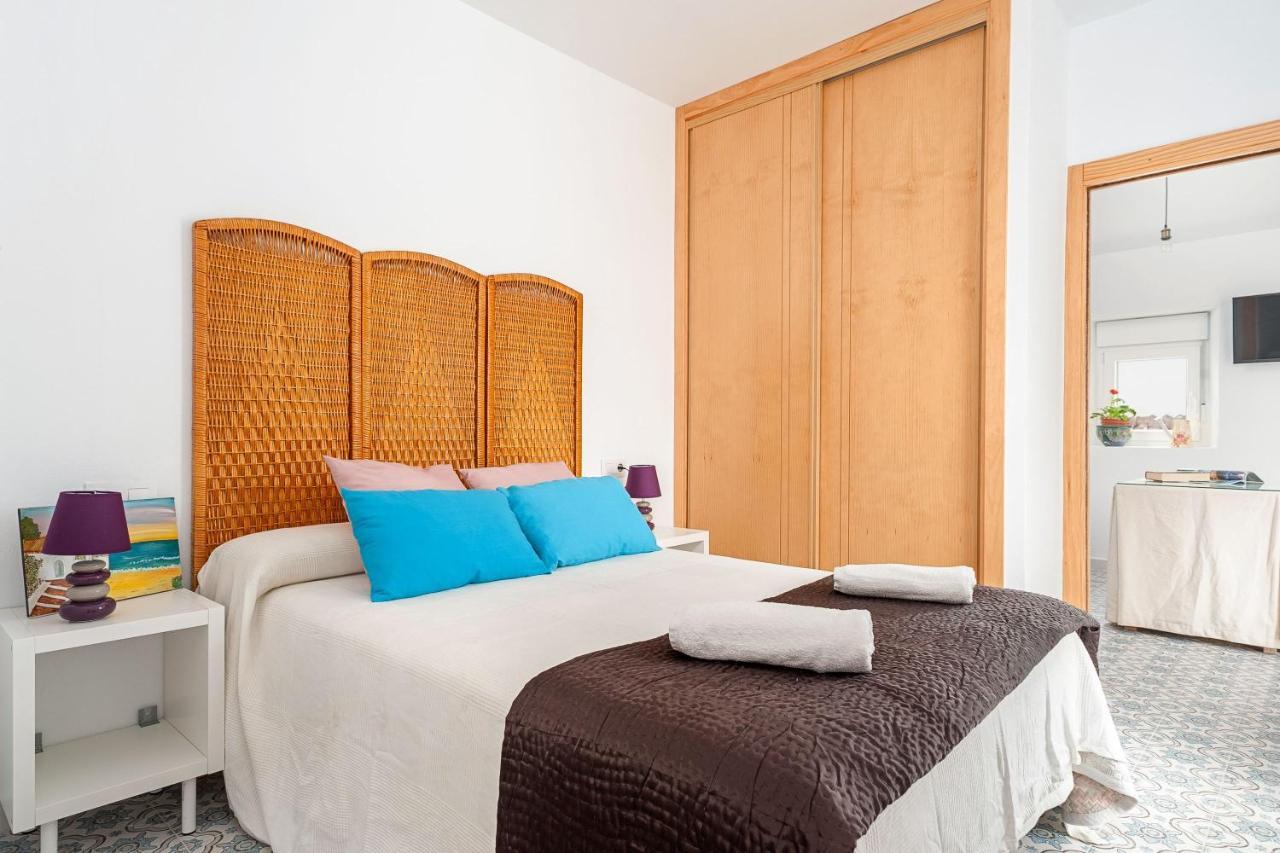Apartamento Lola - Sólo Familias Conil De La Frontera Exterior foto